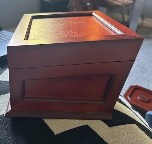 Picture 3 of 10