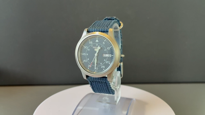 SEIKO 5 7S26-02J0 Automatic Day-Date Men's Watch Navy Dial 37mm