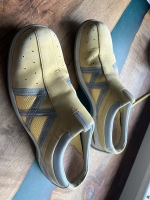 Cole Haan Air Woman s Sneakers Mules . Size 7 1/2AA