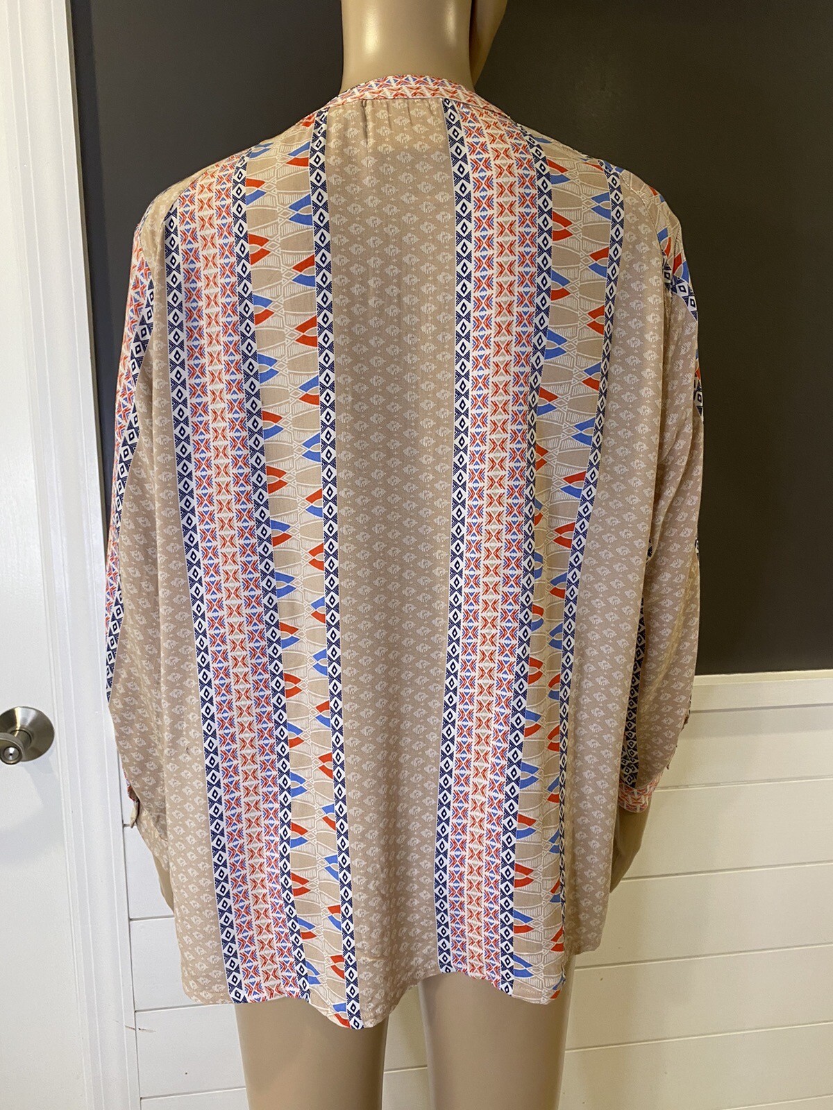 Maeve Sunset District button down Size Medium - image 4