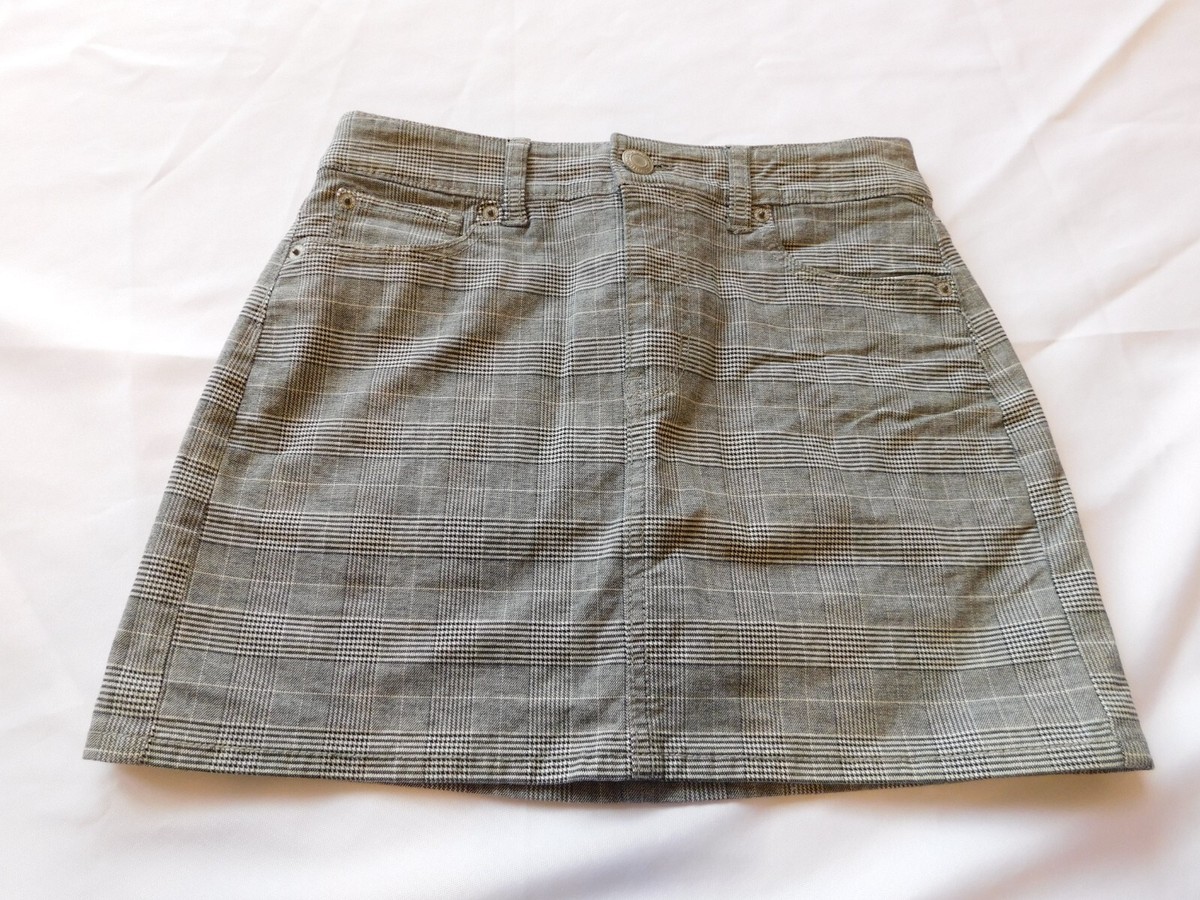 American Eagle Outfitters Ladies Women's Skirt Size Reg plaid
