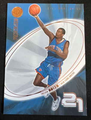 TREVOR ARIZA New York Knicks 2004-05 Fleer E-XL #104 NBA Rookie