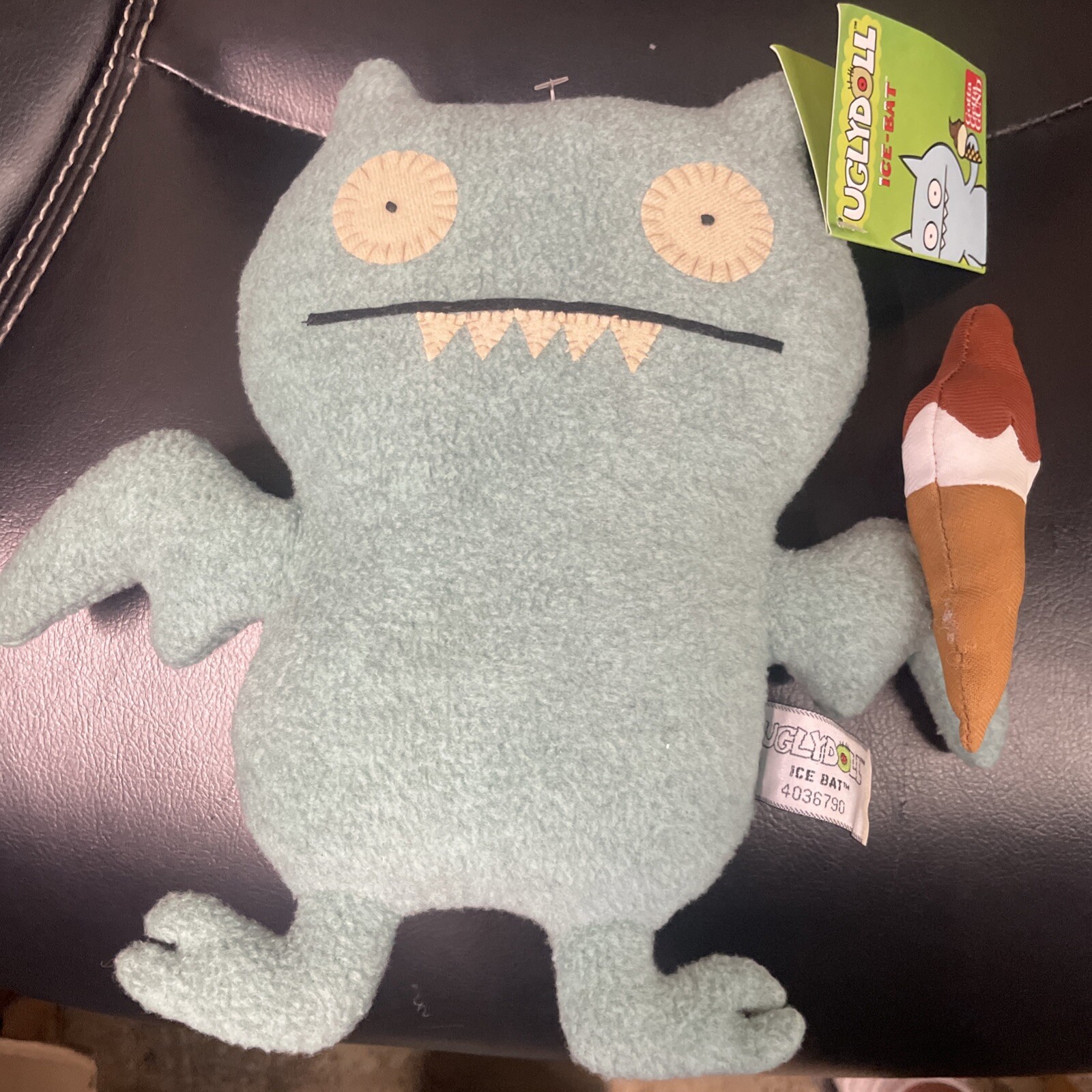 Gund Classic Plush Ugly Doll, Ice Bat Blue w/ Ice Cream  10"