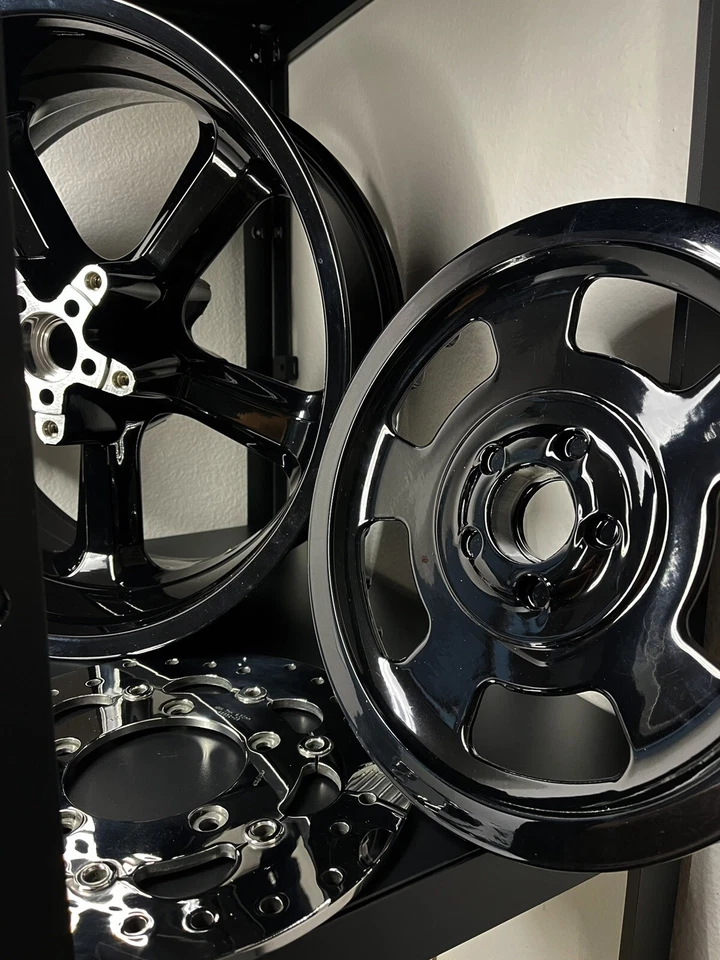 Rueda Harley MÚSCULO TRASERO NEGRA 2009-17 VROD VRSCF POLEA Y Rotores Intercambio Foto 3 de 4