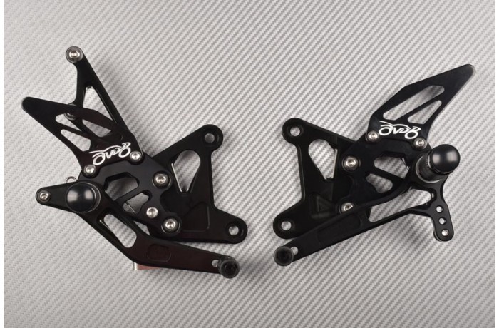Commandes reculées réglables AVDB pour Kawasaki ZX6R bleu alu CNC