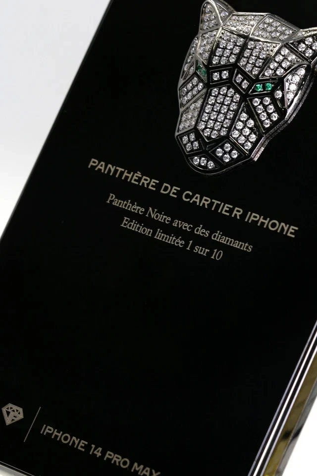 FUNDA METÁLICA RODIO NEGRO Apple iPhone 3D EDICIÓN PANTERA CRISTAL Foto 2 de 3