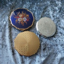 3 Vintage Stratton Powder