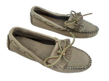 Minnetonka Moccasins Suede Leather Beige Driving Moc Womens Size 6 Casual Shoes