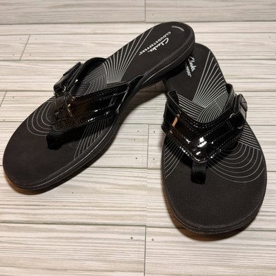 NIB Clarks Breeze Sea Black Patent Flip Flop Sandals Women s Size 11M