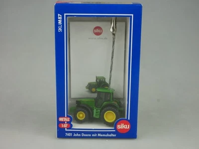 Siku 1/87 7401 John Deere Traktor mit Memohalter + Box 131937 - Bild 1 von 4