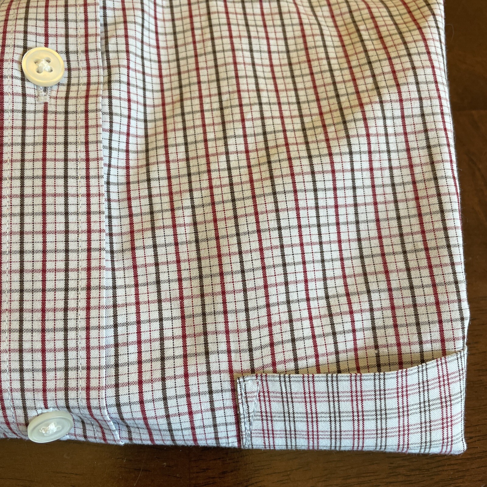 GAP Men’s button-down, patch pocket, Button-front… - image 5