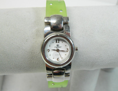 Green translucent silver tone lady's/Woman's watch/wristwatch
