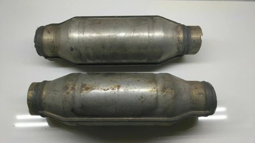 BMW 09-14 750i 750Li F01 F02 OEM MUFFLER EXHAUST RESONATOR SILENCER (SET) **