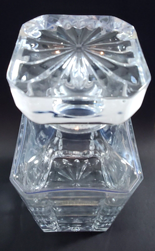 Brooks Brother’s Old Fashioned Clear Crystal Whiskey Decanter - Picture 3 of 10