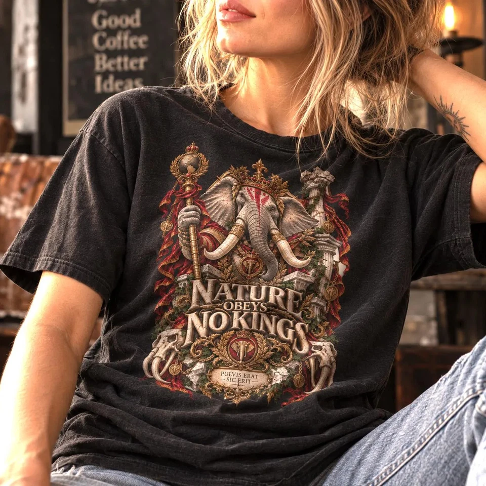 No Kings Shirt »Nature Obeys No Kings«: Paleontology Graphic Tee für Nokings - Bild 1 von 1