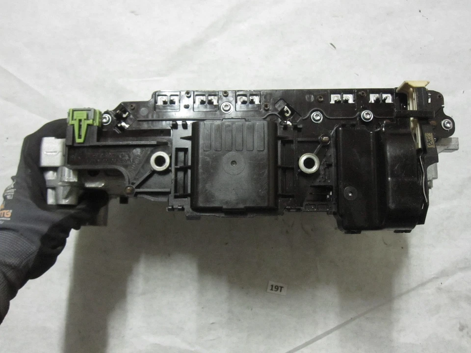 Cadillac CTS 2008-2012 3,6 L AWD carrocería de válvula de transmisión TCM 24254908 OEM Foto 3 de 4