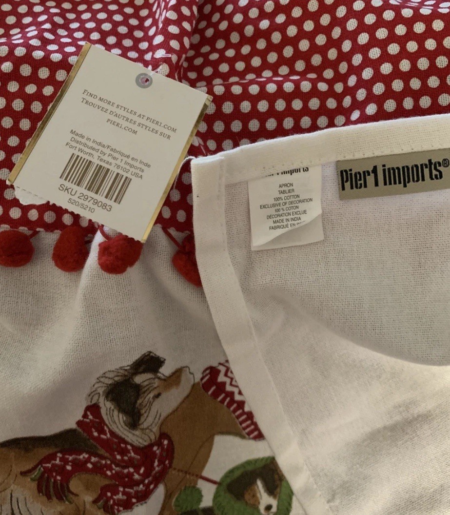 NEW Pier 1 Imports Park Avenue PUPPIES APRON CHRISTMAS DOGS Red/White POLKA DOTS