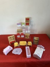 VARIOUS MAKES OF DOLLS HOUSE FURNITURE.