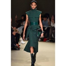 Alexander McQueen Fall Winter 18 Army Green Structured Midi Dress 38 Runway