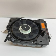 BMW 4 Coup� F32, F82 Subwoofer links im Boden 9210151 2,0 Benzin 180 kW 31649800