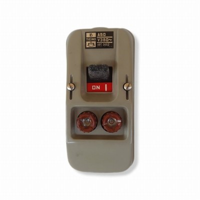 BTicino 0652 Wall Switch Triple Pole With Cartridge Protectors 50A ...