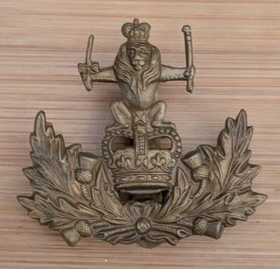 Queens Own Royal Glasgow Yeomanry Regiment Cap Badge   Queen s Crown