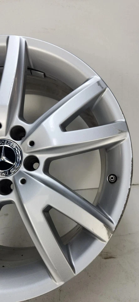 Llanta Mercedes Benz CLS550 AMG 2012-2018 18x8,5 delantera 5 radios dobles con tapa OEM Foto 4 de 4