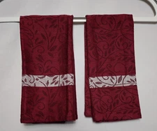 NIP Pampered Chef Guest Towels "Cranberry Vine" Set of 2