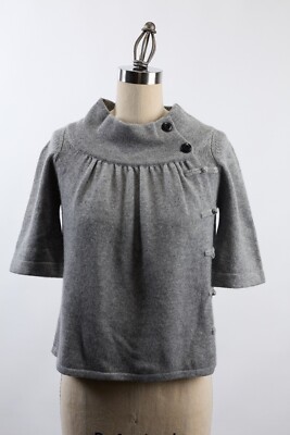 Mid-sleeve stand-collar pullover top with a Chinese-style button | 100% Cashmere