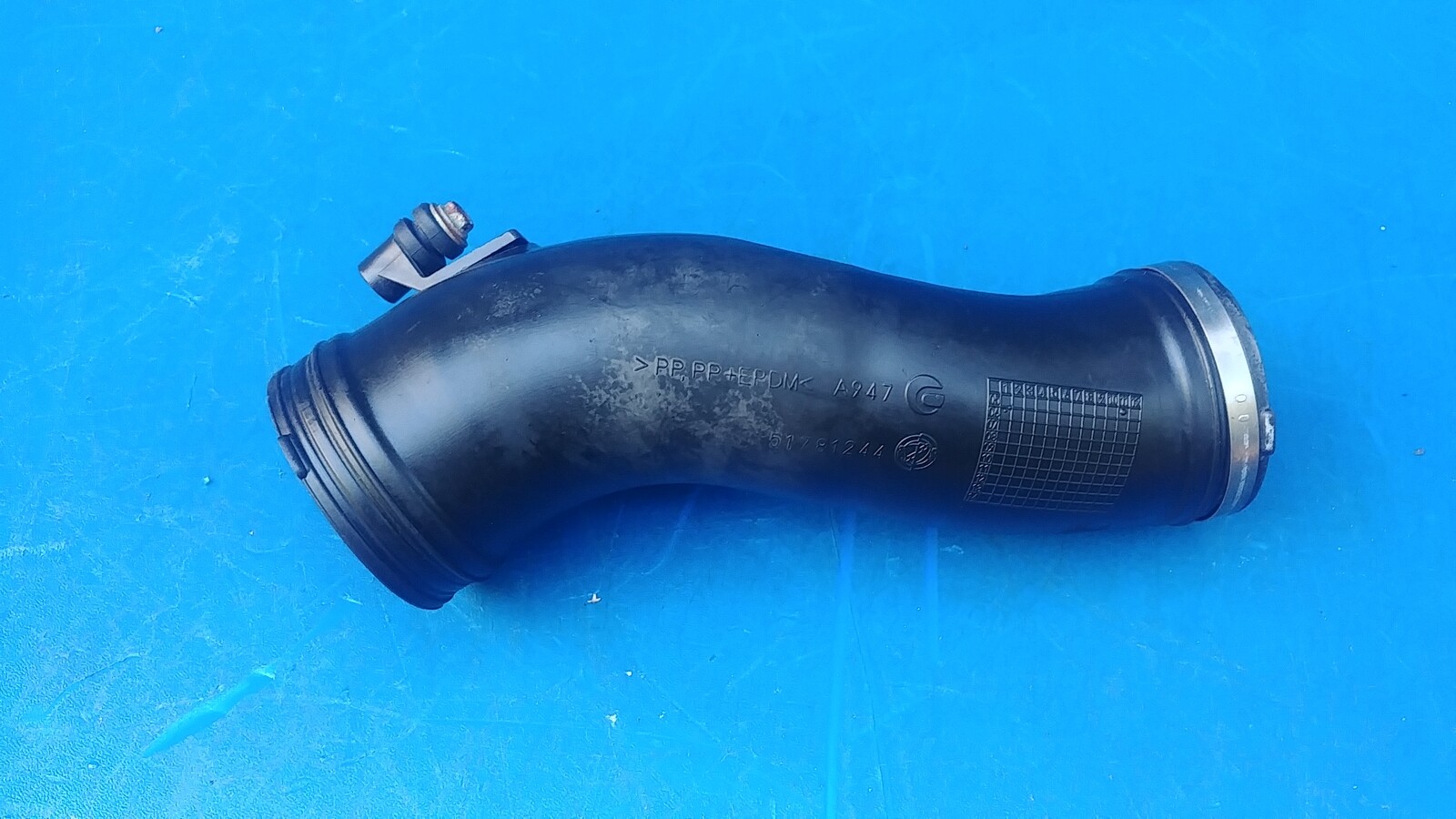 Ansaugrohr Luftrohr Alfa Romeo Brera 159 3.2 JTS V6 51781244 