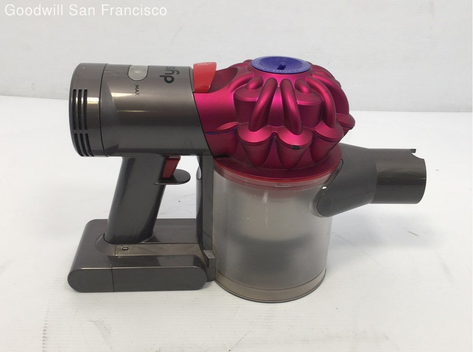 Dyson V7 Motorhead Cordless Bagless Stick Vacuum Cleaner With Charger