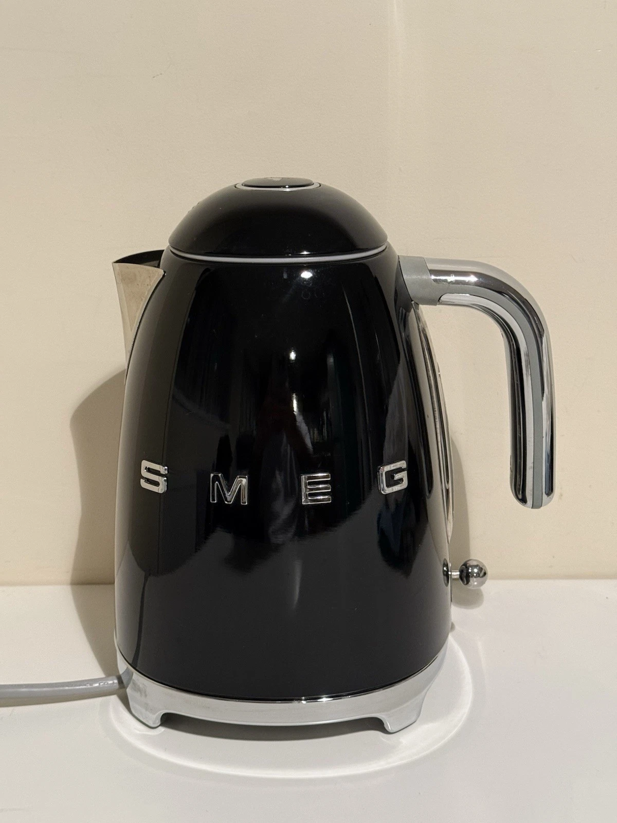 Smeg 50's Retro Style Cordless Kettle 1.7L KLF03BLUK Black