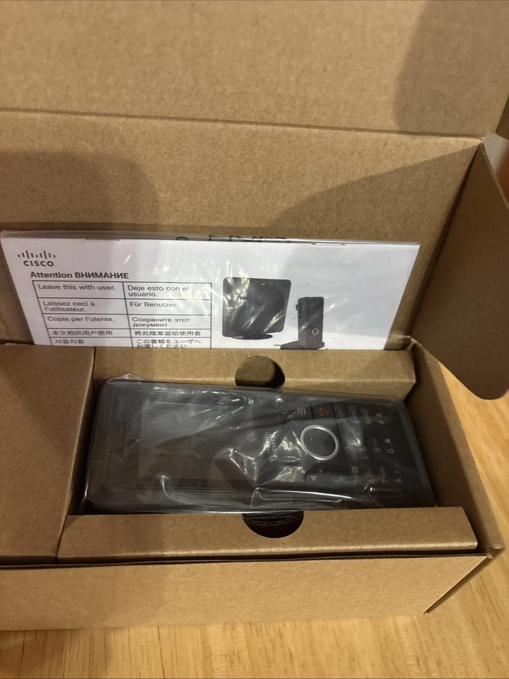 Cisco 74-121505-01 6825 IP Phone Cordless w/ 74-121553-01 DBS-210-3PC-NA-K9 - Image 2 of 4