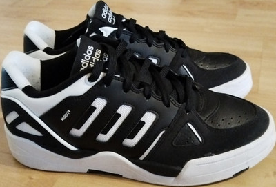 Adidas Midcity Low Core Black Herren Sneaker 43 1/3 Synthetik Schwarz Weiß
