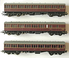 RAKE of 3 UNUSED Bachmann BR Mk1 Suburban – 34-604, 627 & 700 WR lined maroon