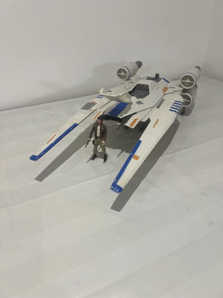 Star Wars Rougue One Rebel U-Wing Fighter with Captain Cassian Andor 2016 Hasbro - Image 3 of 4