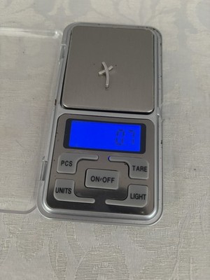 Kleiner Kreuzanhänger 9 Karat 375 Weißgold 15 mm 0,7 g