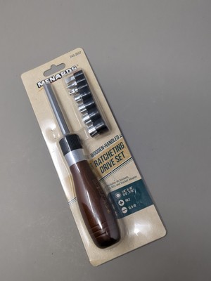 Menards Wooden Handle Ratcheting Driver Set 4 Sockets 2 Bits Adapter New