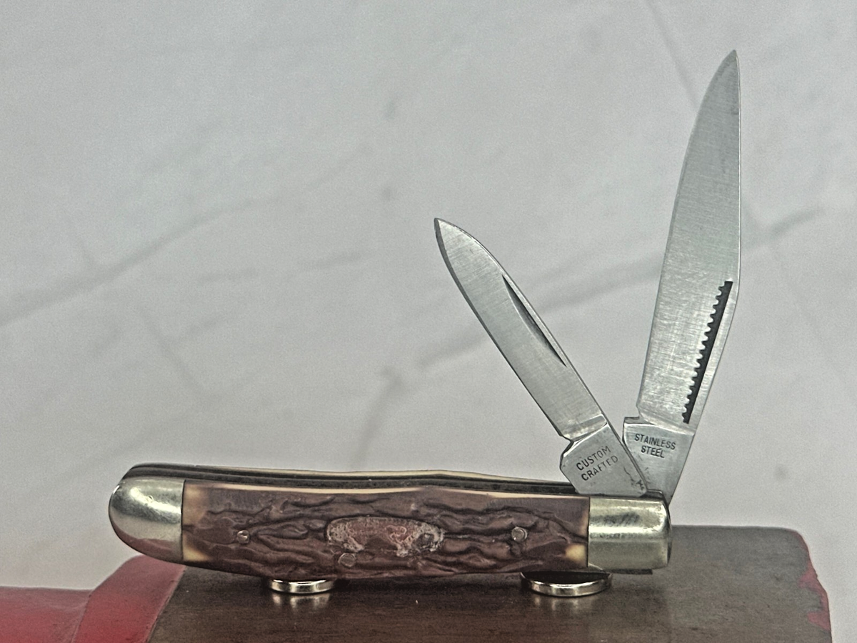 Vintage Sharp 270 JAPAN Double Bladed Folding Pocket Knife (Shield