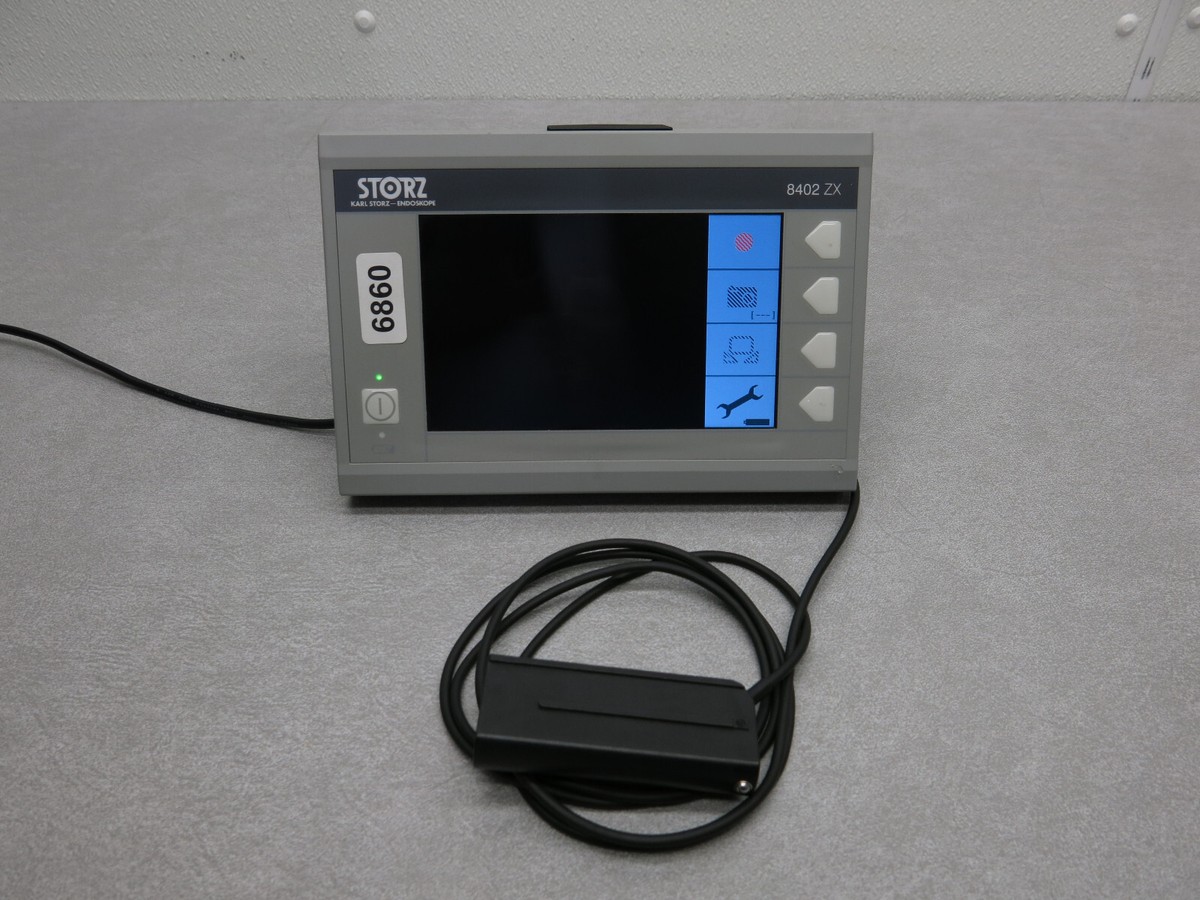 は Karl Storz Monitor 8402 ZX REF 40 150031 8402 X with Power