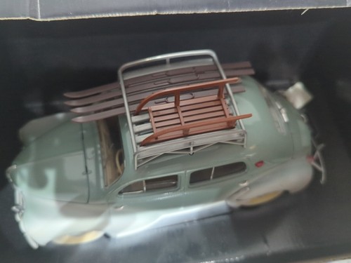 SOLIDO PRESTIGE 1:18 8609 RENAULT 4 CV + GALERIE SKI WINTER DIECAST MODEL BOXED. - Picture 4 of 4