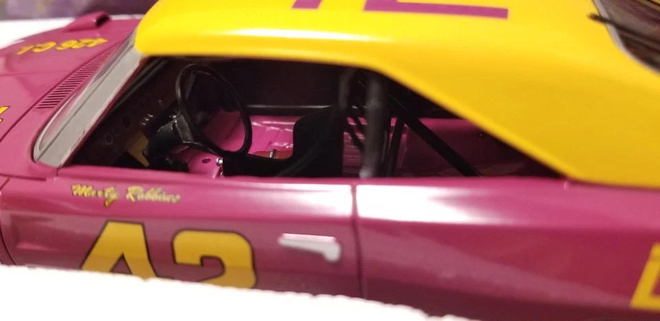 Marty Robbins #42 1969 Charger Daytona 1/24 By University of Racing NIB - Image 3 of 4