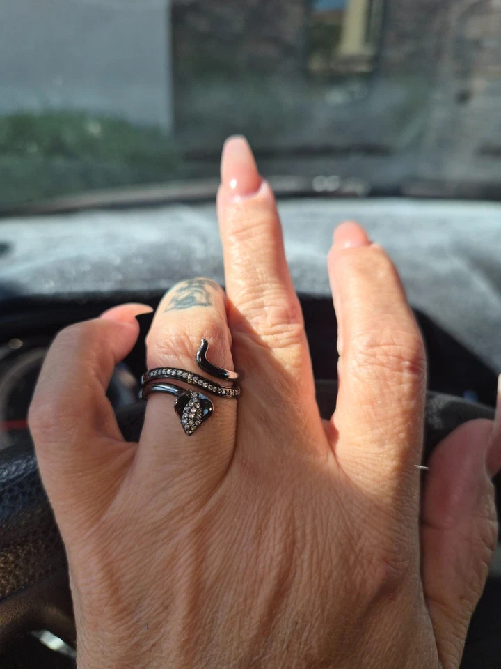 Anillo de derivación de serpiente de diamantes de 1/6 quilates Jafar villanos de Disney encantados Foto 3 de 4