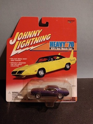 1970 Plymouth cuda plum crazy purple Johnny Lightning 1/64 heavy 70s muscle car 