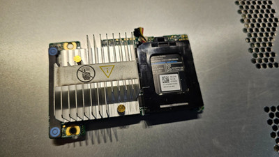 Dell Perc H710 Mini Mono RAID Controller w Battery - PN 05CT6D 5CT6D