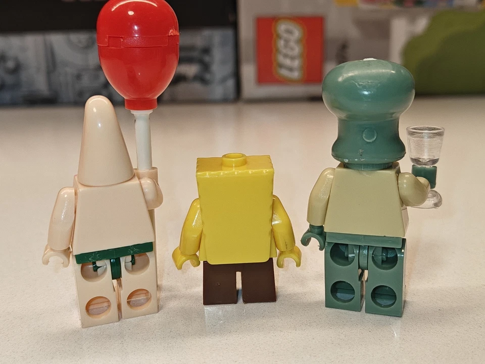 SpongeBob, Squidward & Patrick Custom Lego Minifigure Set Bikini Bottom Party - Image 2 of 2