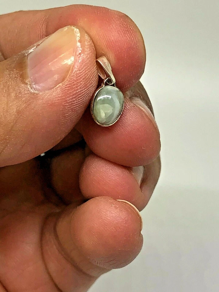 Vintage Natural Untreated Cat's Eye Chrysoberyl Charm - Image 3 of 4