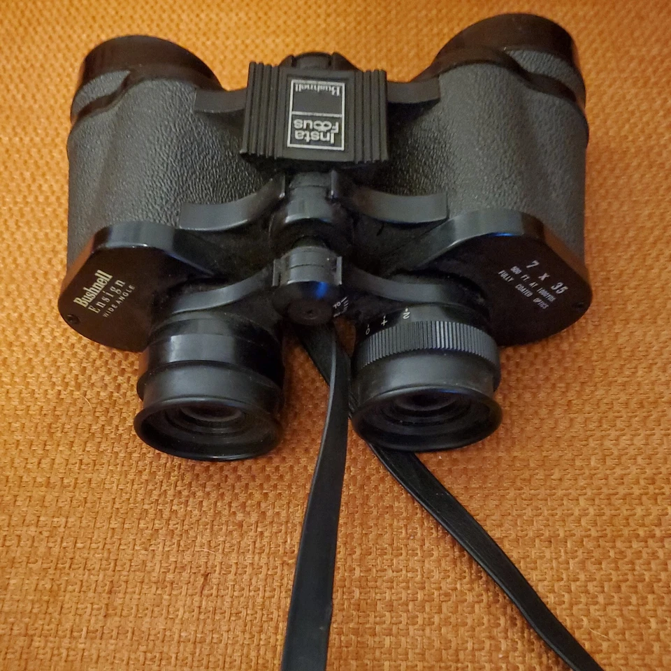 Bushnell Ensign Binoculars 7X35 Insta-Focus Wide Angle 500ft at 1000yards Coated - Image 4 of 4