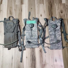 x3 USGI Hydramax  ACU Hydration System 100oz 3L Backpack MOLLE 2