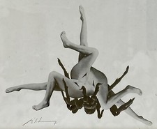 Photo originale signée.  nu curiosa dans le style de Man RAY